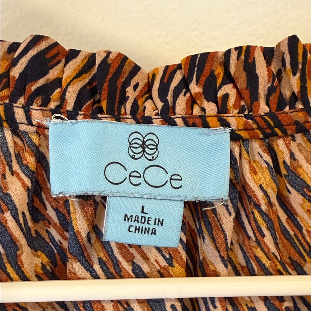 Cece Multicolor Patterned V-Neck Blouse - image 3